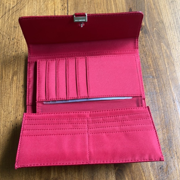 Liz Claiborne clutch - Picture 4 of 8